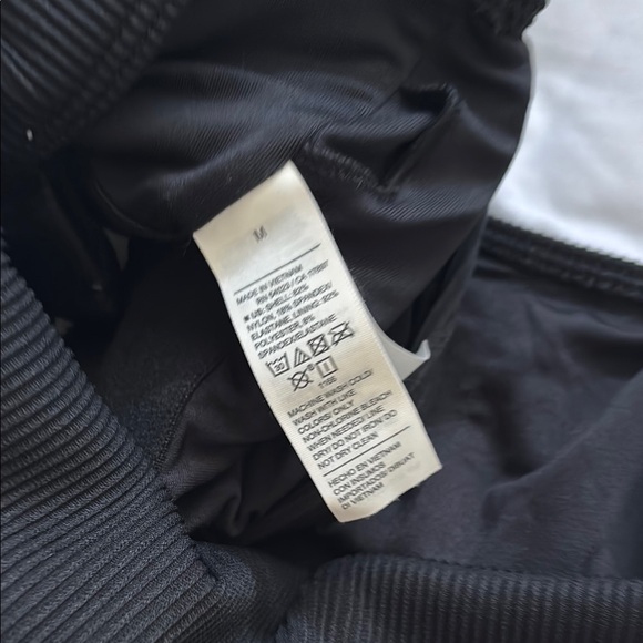 Old Navy Black Bikini Set - Picture 6 of 6